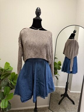 Neutral Ribbed Cropped Sweater